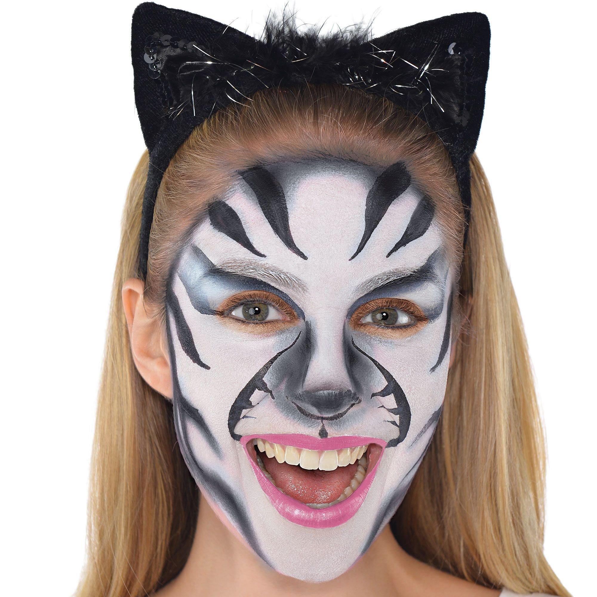 Black Makeup Crayon - Image 2