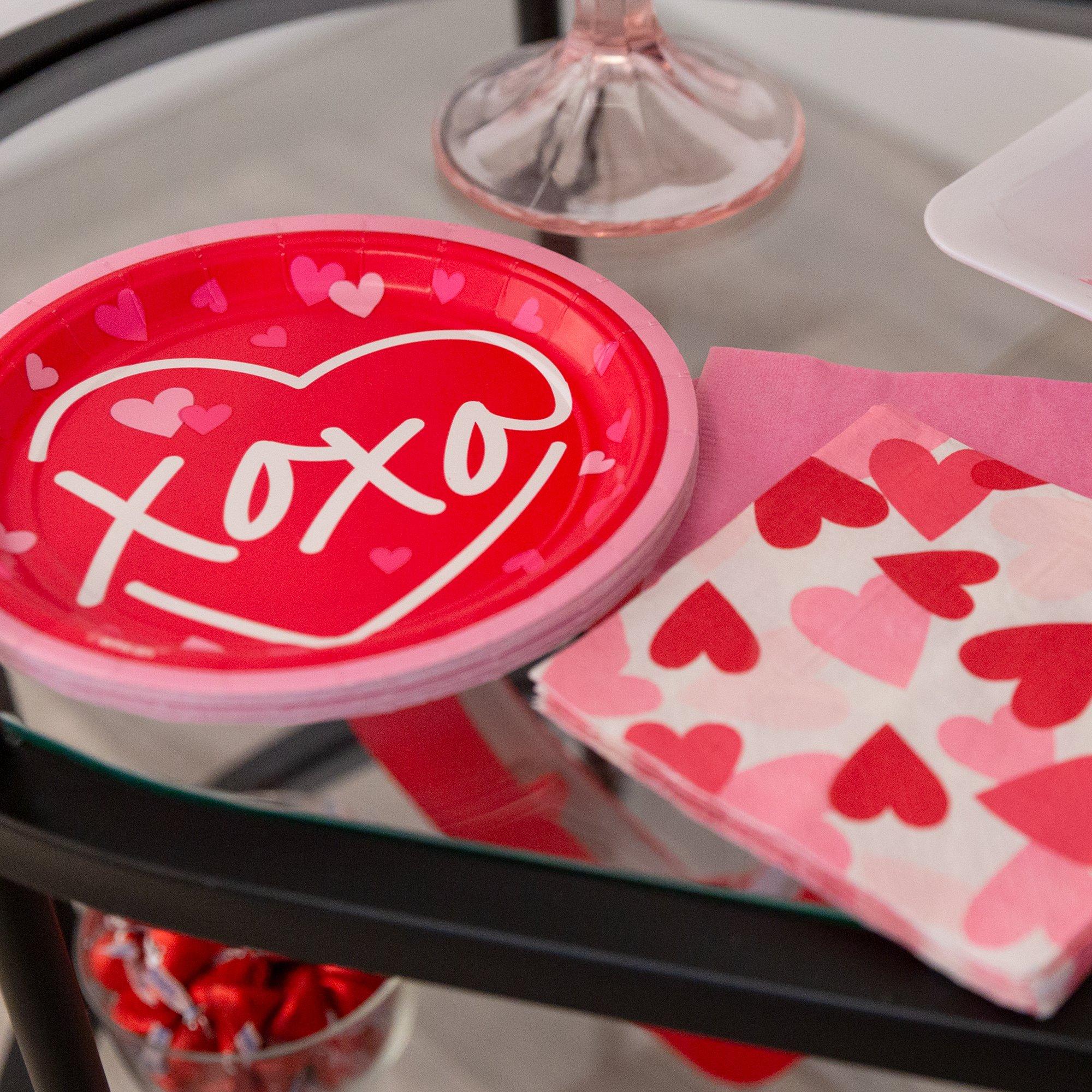 XOXO Paper Dessert Plates. 7in. 8ct - Cross My Heart - Image 2