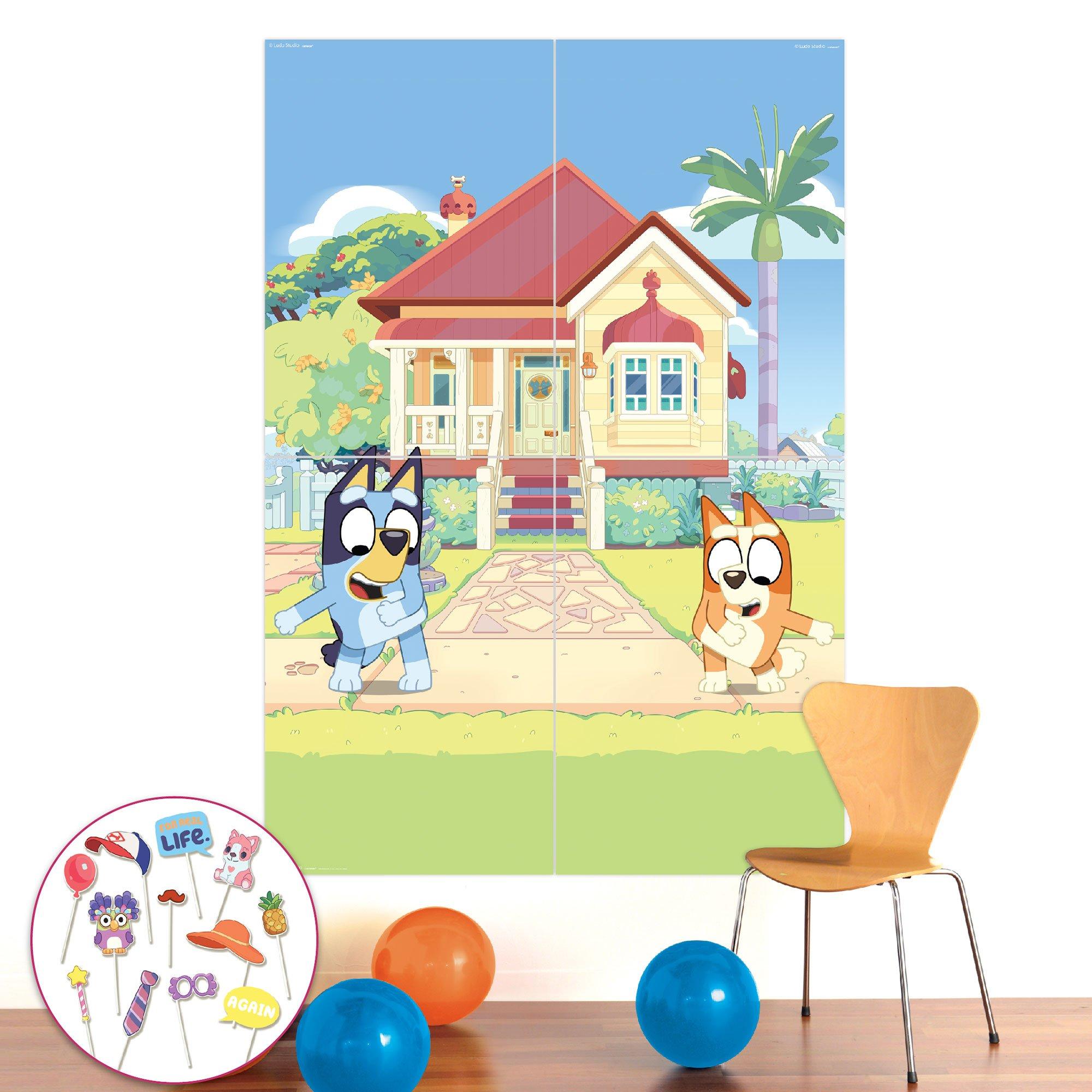 Bluey Paper Photo Booth Kit with Props. 4.6ft x 6.7ft