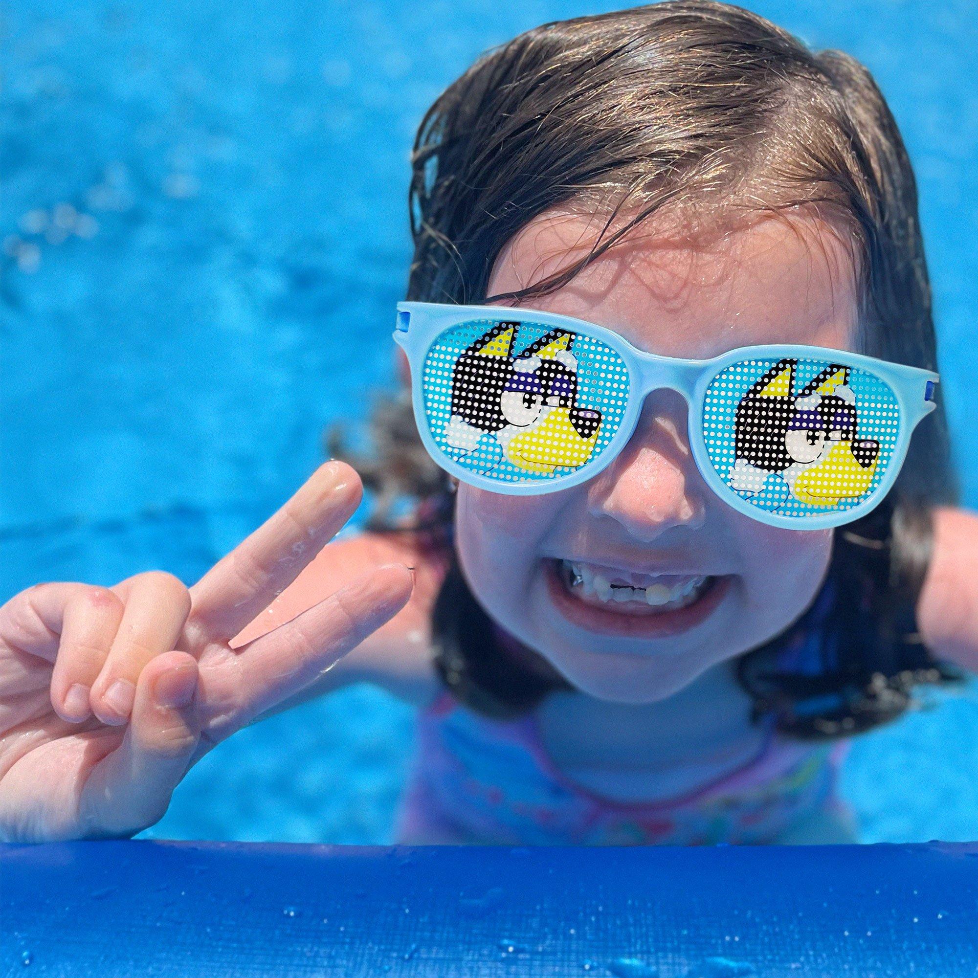 Bluey Plastic Sunglasses 4ct - Image 3