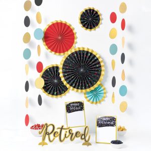 Retried Room Decorating Kit. 13pc